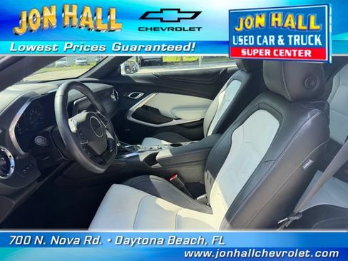 Used 2024 Chevrolet Camaro LT RWD image 18