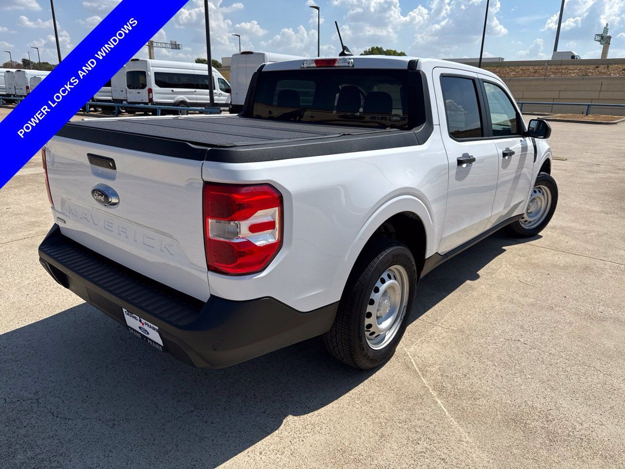 Used 2023 Ford Maverick XL FWD image 10