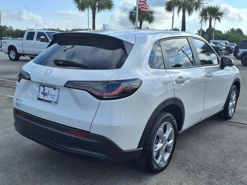 Used 2025 Honda HR-V LX image 5