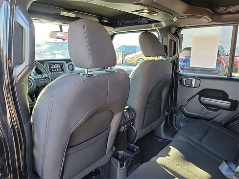 Used 2021 Jeep Wrangler Unlimited Sport image 12