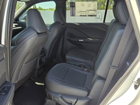 New 2026 Lexus TX 500h AWD image 14