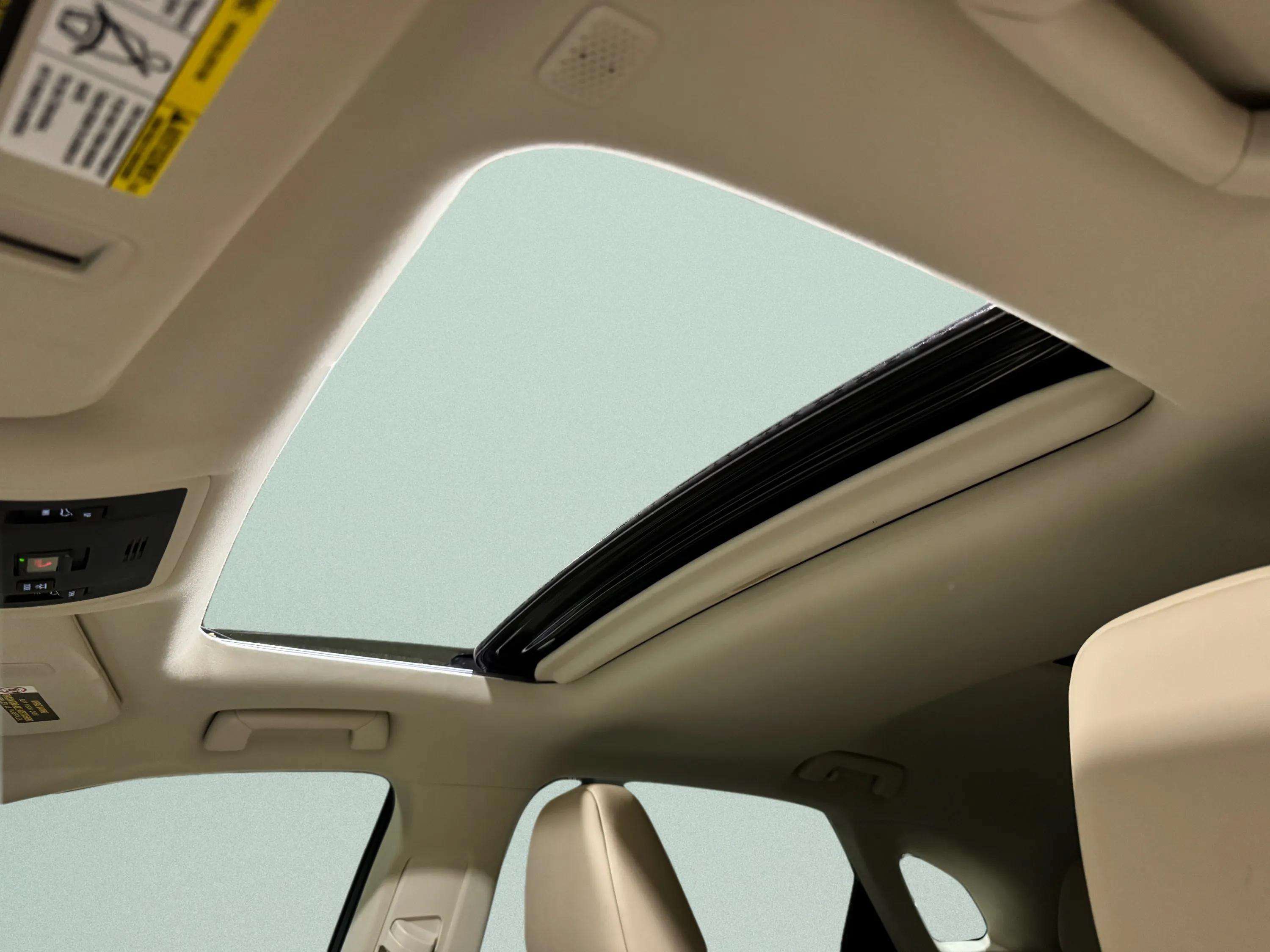 Used 2022 Lexus RX 350 AWD w/ Premium Package image 22
