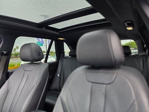 Used 2018 BMW X5 sDrive35i w/ Premium Package image 14