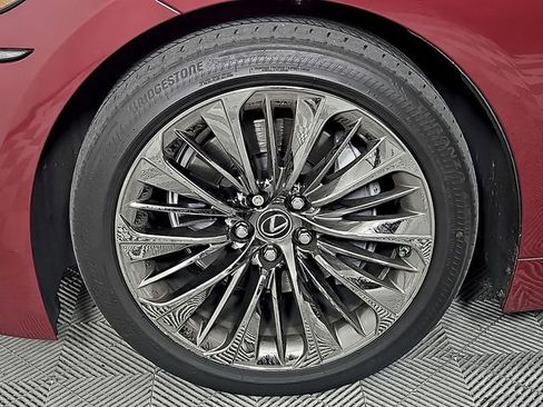 Used 2020 Lexus LS 500 w/ Luxury Package image 8