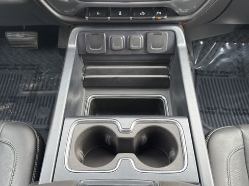 Used 2017 Chevrolet Silverado 1500 LTZ w/ Sport Package image 31