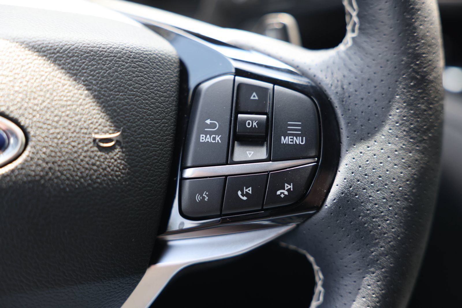 Certified 2023 Ford Explorer ST AWD/4WD image 22
