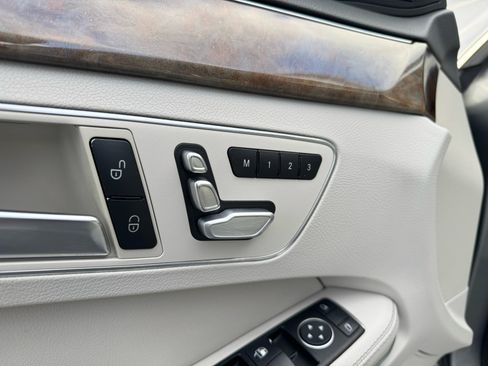 Used 2014 Mercedes-Benz E 350 4MATIC Wagon image 14