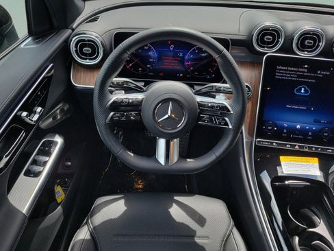 Certified 2026 Mercedes-Benz GLC 300 4MATIC image 13