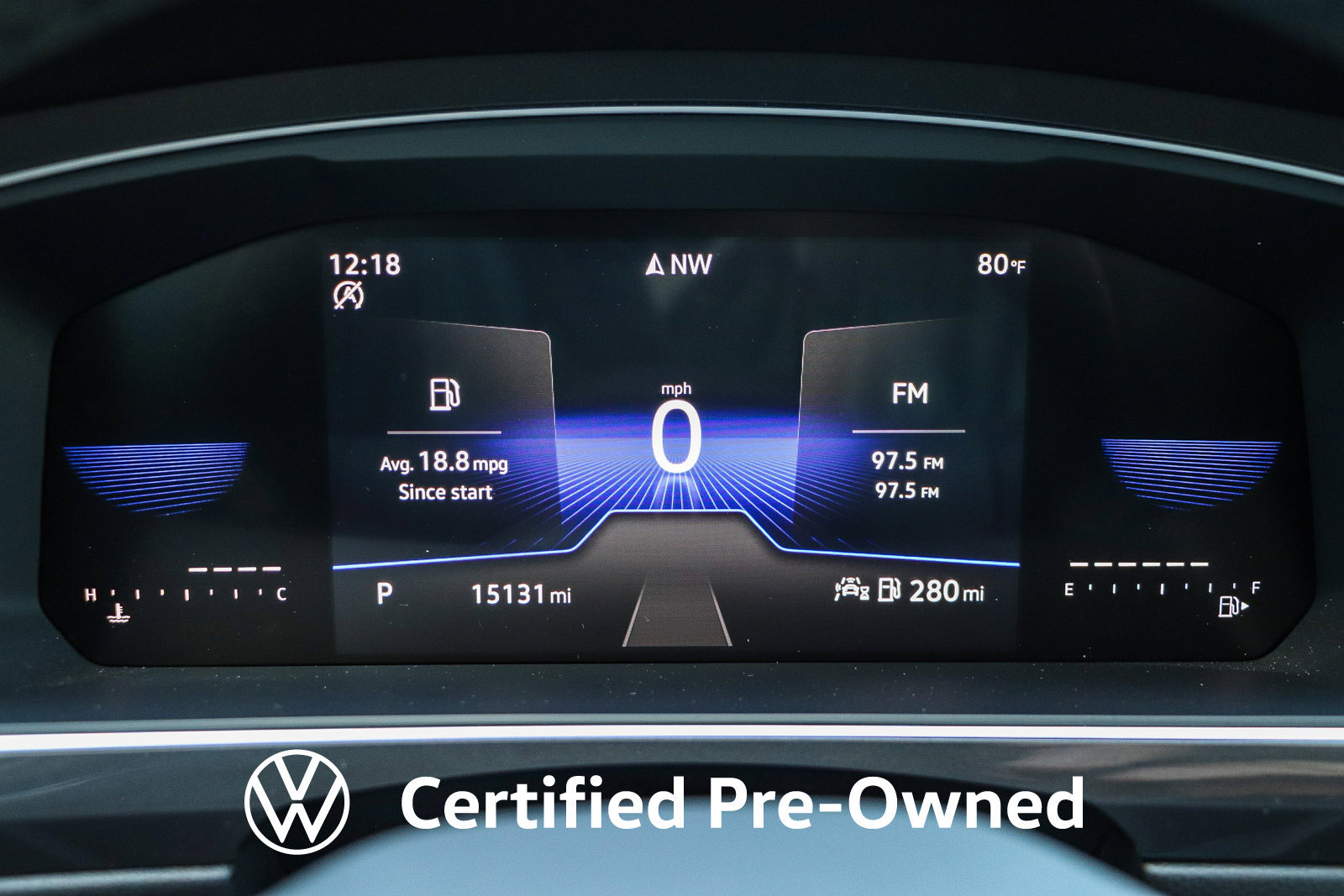 Used 2023 Volkswagen Tiguan SE R-Line FWD image 24