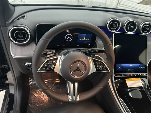 New 2026 Mercedes-Benz GLC 300 image 10