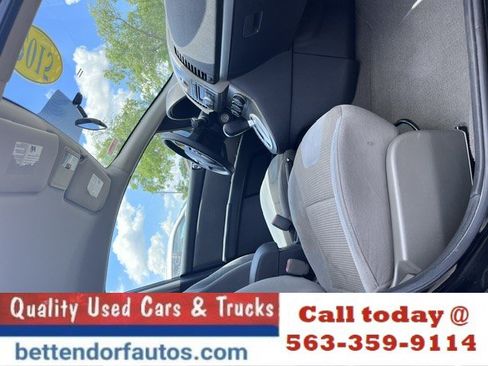 Used 2011 Nissan Sentra 2.0 S FWD image 13