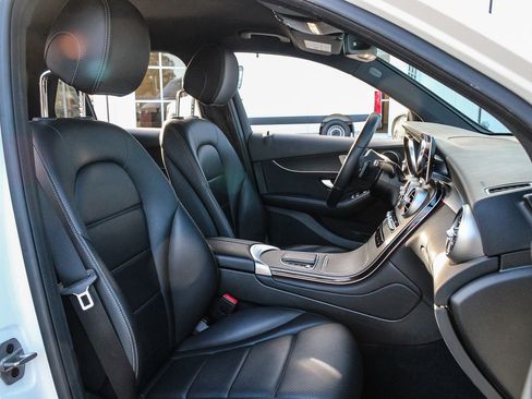 Certified 2022 Mercedes-Benz GLC 300 4MATIC image 19