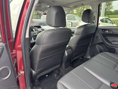 Used 2018 Subaru Forester 2.5i Touring w/ Popular Package #3B AWD/4WD image 21
