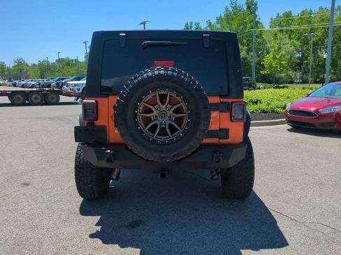 Used 2013 Jeep Wrangler Unlimited Sport AWD/4WD image 7
