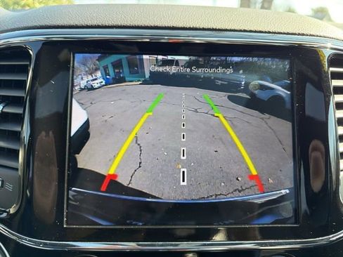 Used 2020 Jeep Grand Cherokee Limited w/ Premium Lighting Group image 23