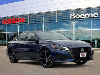 Used 2024 Nissan Altima 2.5 SR video 1