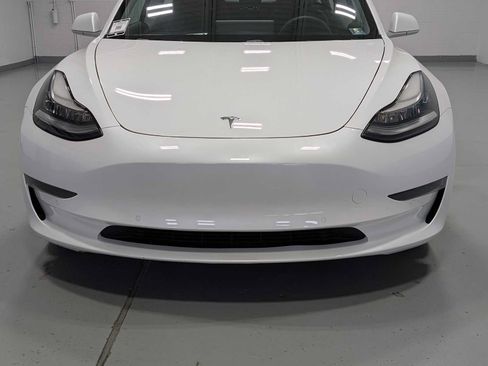 Used 2020 Tesla Model 3 Standard Range Plus RWD image 2