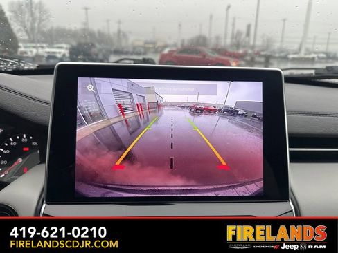 Used 2024 Jeep Compass Limited image 24