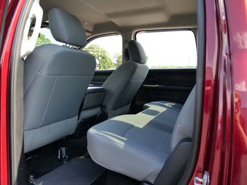 Used 2017 RAM 2500 Tradesman w/ Chrome Appearance Group AWD/4WD image 17