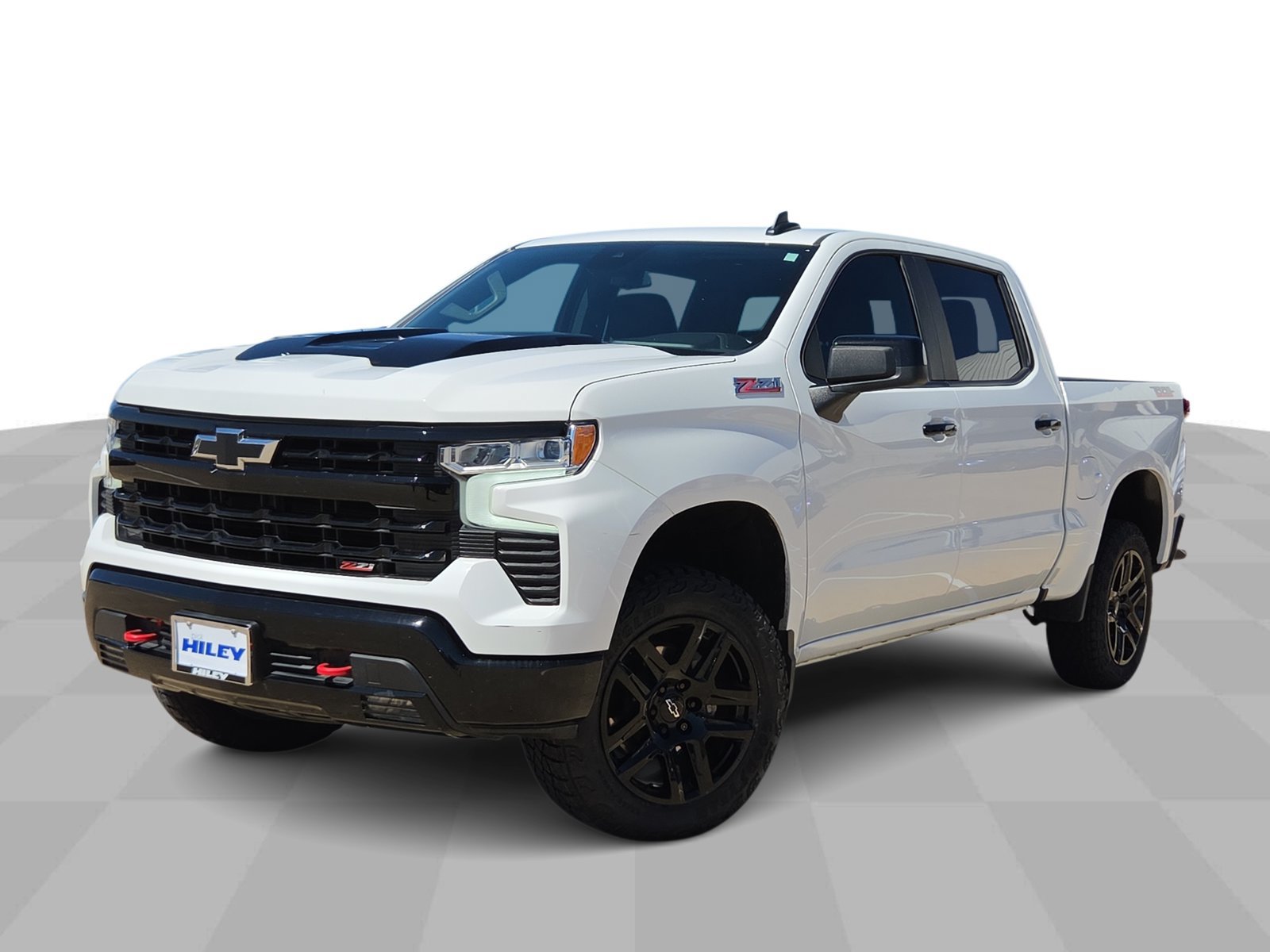 Used 2024 Chevrolet Silverado 1500 LT Trail Boss w/ Convenience Package II AWD/4WD image 4