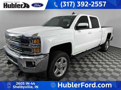 Used 2015 Chevrolet Silverado 2500 LT w/ LT Convenience Package AWD/4WD image 4