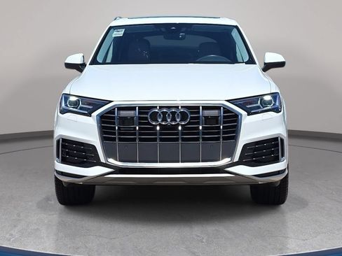 Certified 2023 Audi Q7 2.0T Premium w/ Convenience Package AWD/4WD image 3