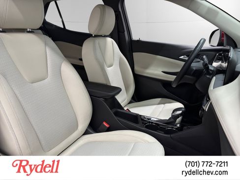Used 2024 Buick Encore GX Preferred FWD image 16