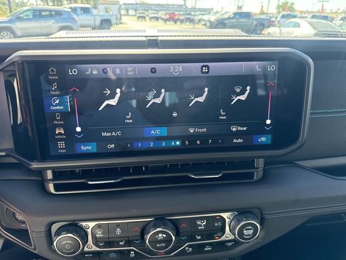 Certified 2025 Jeep Wrangler Unlimited Rubicon 4xe w/ Safety Group image 21