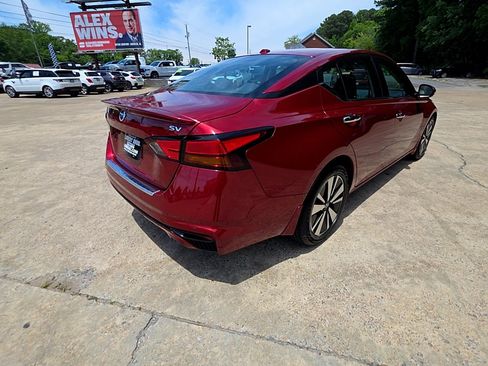 Used 2021 Nissan Altima 2.5 SV w/ SV Premium Package FWD image 5