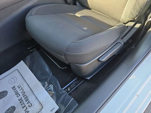 Used 2025 Nissan Altima 2.5 S image 32