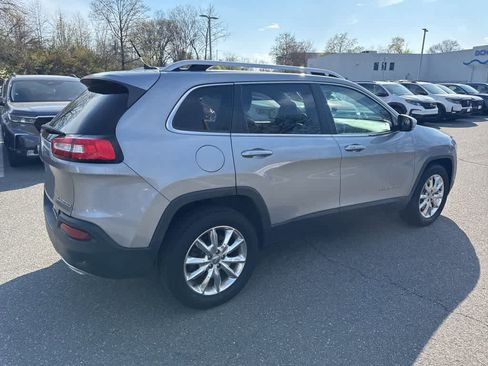Used 2015 Jeep Cherokee Limited image 13
