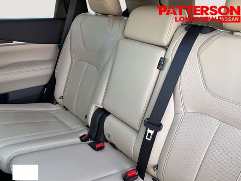 Used 2023 INFINITI QX60 Sensory w/ Vision Package AWD/4WD image 24