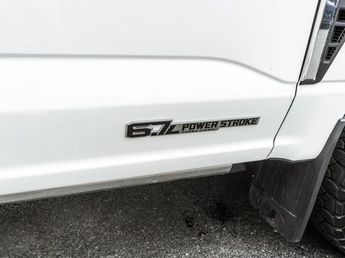 Used 2025 Ford F350 Lariat w/ Lariat Ultimate Package AWD/4WD image 4