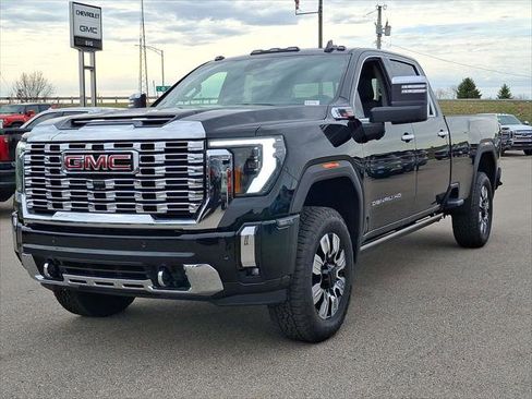 Used 2026 GMC Sierra 3500 Denali w/ Denali Reserve Package image 10