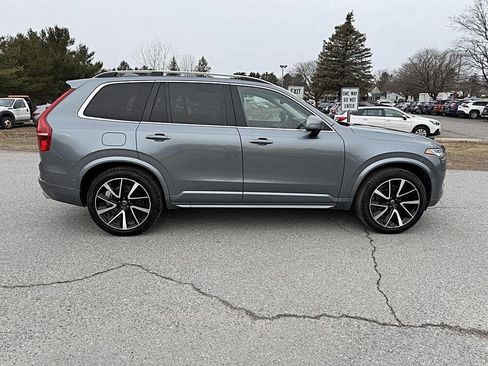 Used 2018 Volvo XC90 T6 Momentum w/ Convenience Package image 6