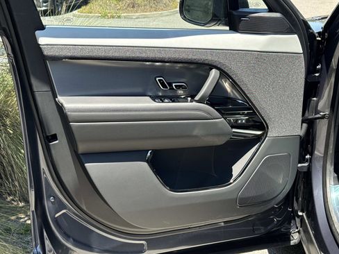New 2026 Land Rover Range Rover Sport Dynamic SE AWD/4WD image 19