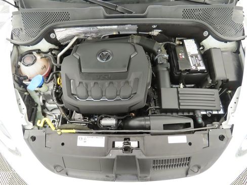 Used 2019 Volkswagen Beetle 2.0T Final Edition SEL image 32