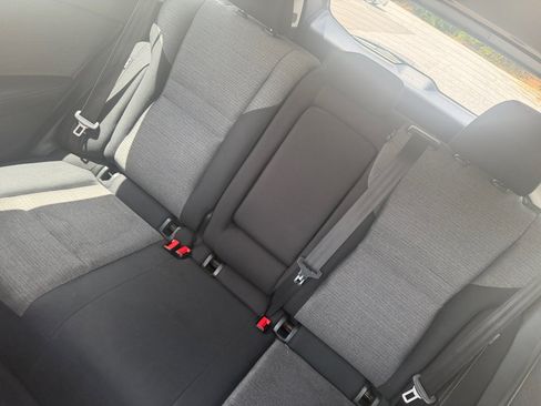 Certified 2022 Nissan Rogue SV FWD image 34