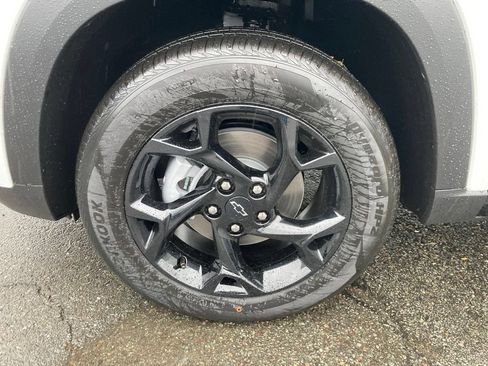 New 2026 Chevrolet Trax LT w/ Driver Confidence Package FWD image 29
