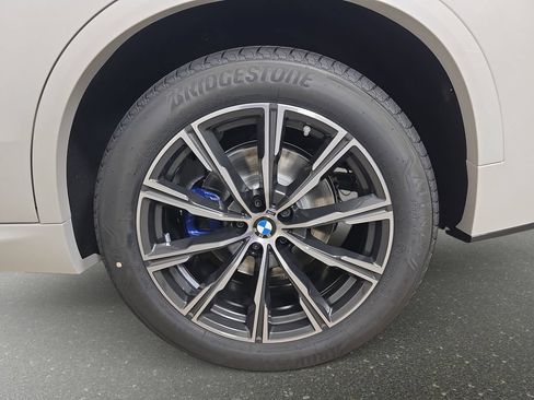 New 2026 BMW X5 xDrive40i AWD/4WD image 34