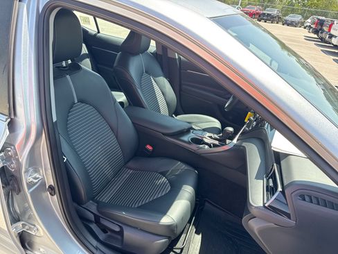 Certified 2023 Toyota Camry SE FWD image 24