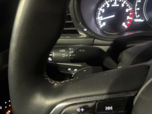 Used 2024 MAZDA MAZDA3 Hatchback w/Premium Plus Pkg image 13