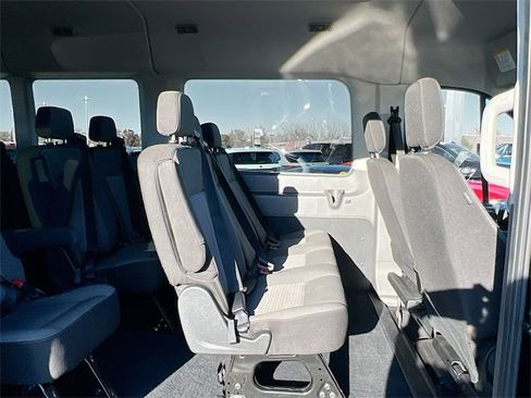 Used 2024 Ford Transit 350 XLT image 22