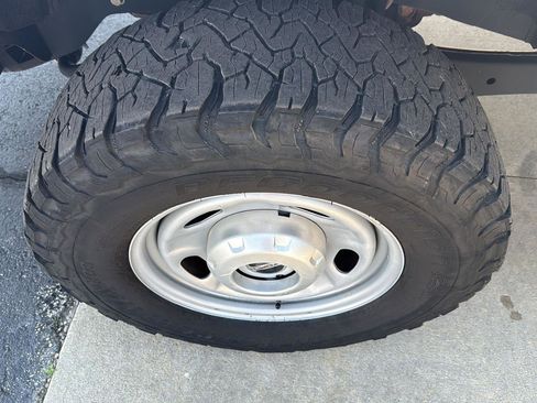 Used 2021 Ford F250 XL w/ Power Equipment Group image 6