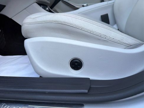 Used 2014 Mercedes-Benz CLA 250 image 19