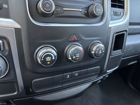 Used 2022 RAM 1500 Classic SLT RWD image 50