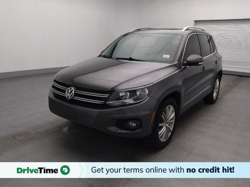 Used 2015 Volkswagen Tiguan SEL FWD image 1