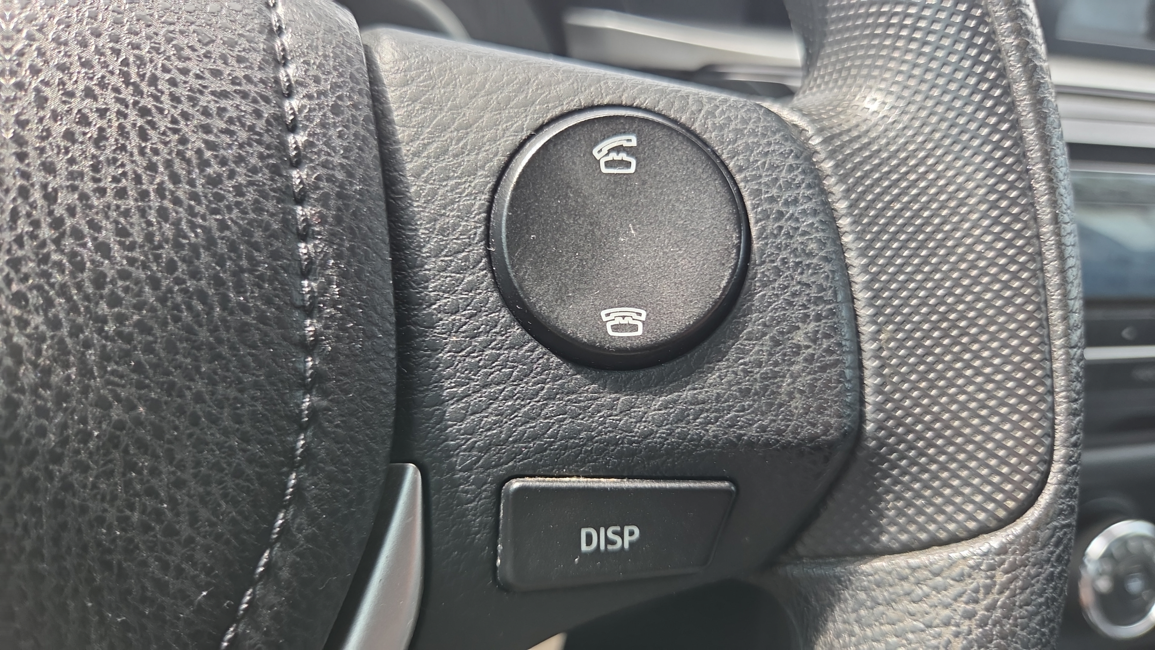 Used 2015 Toyota Corolla L FWD image 23