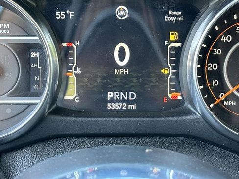 Certified 2020 Jeep Wrangler Unlimited Sahara AWD/4WD image 9