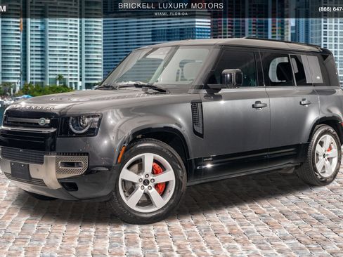 Used 2024 Land Rover Defender 110 X AWD/4WD image 10